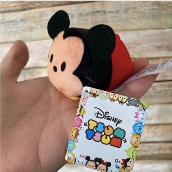Disney Tsum Tsum Mickey Mouse NEW - Picture 2 of 4